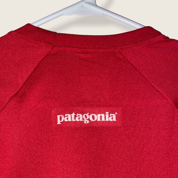 Patagonia red long sleeve top - Picture 2 of 4